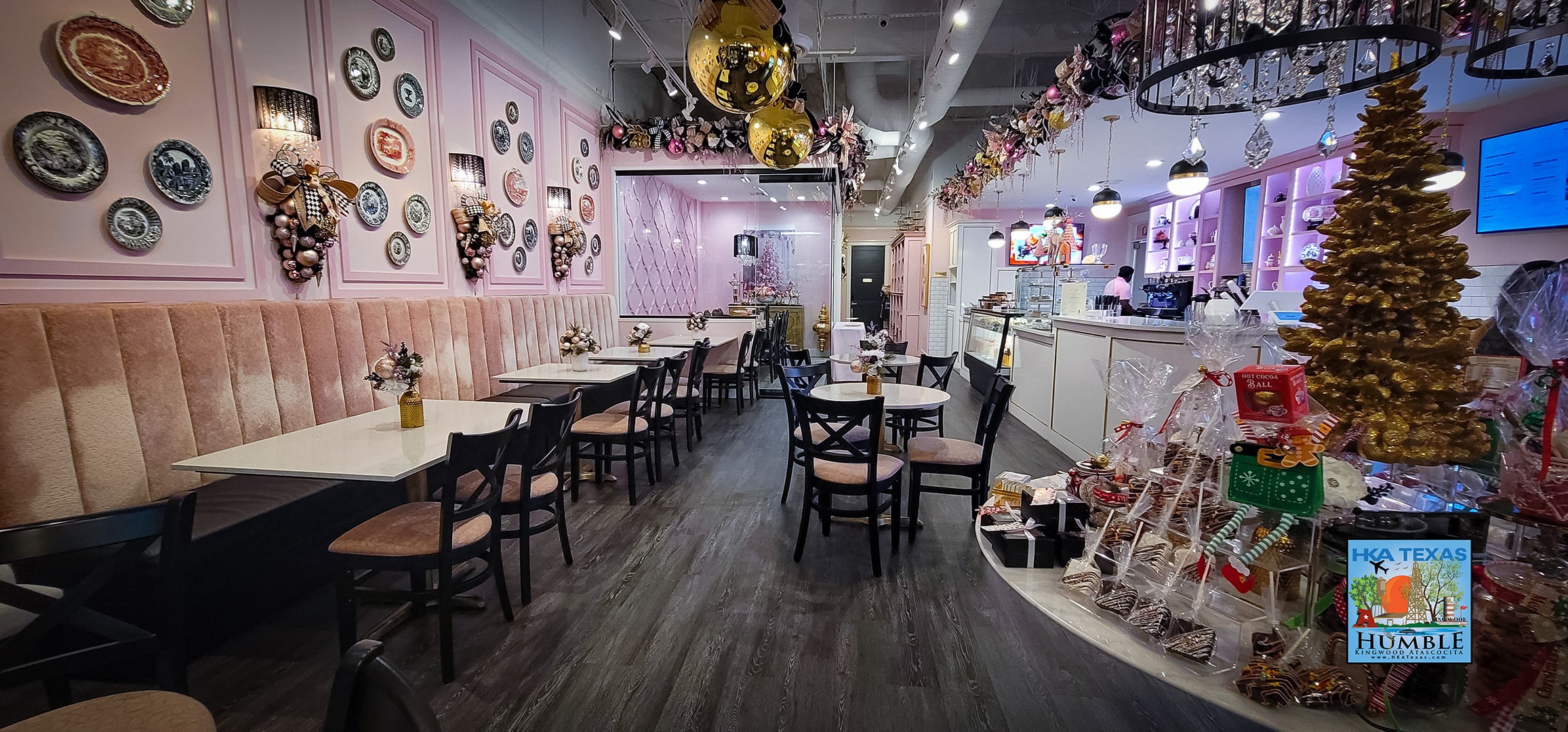 A Sweet Holiday Treat Awaits at Yummy Tummy!